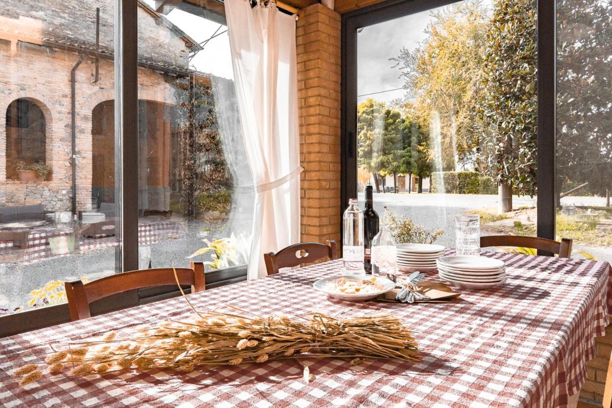 Le Ferrerie Agriturismo Fattoria Marchesini Praticello di Gattatico Buitenkant foto